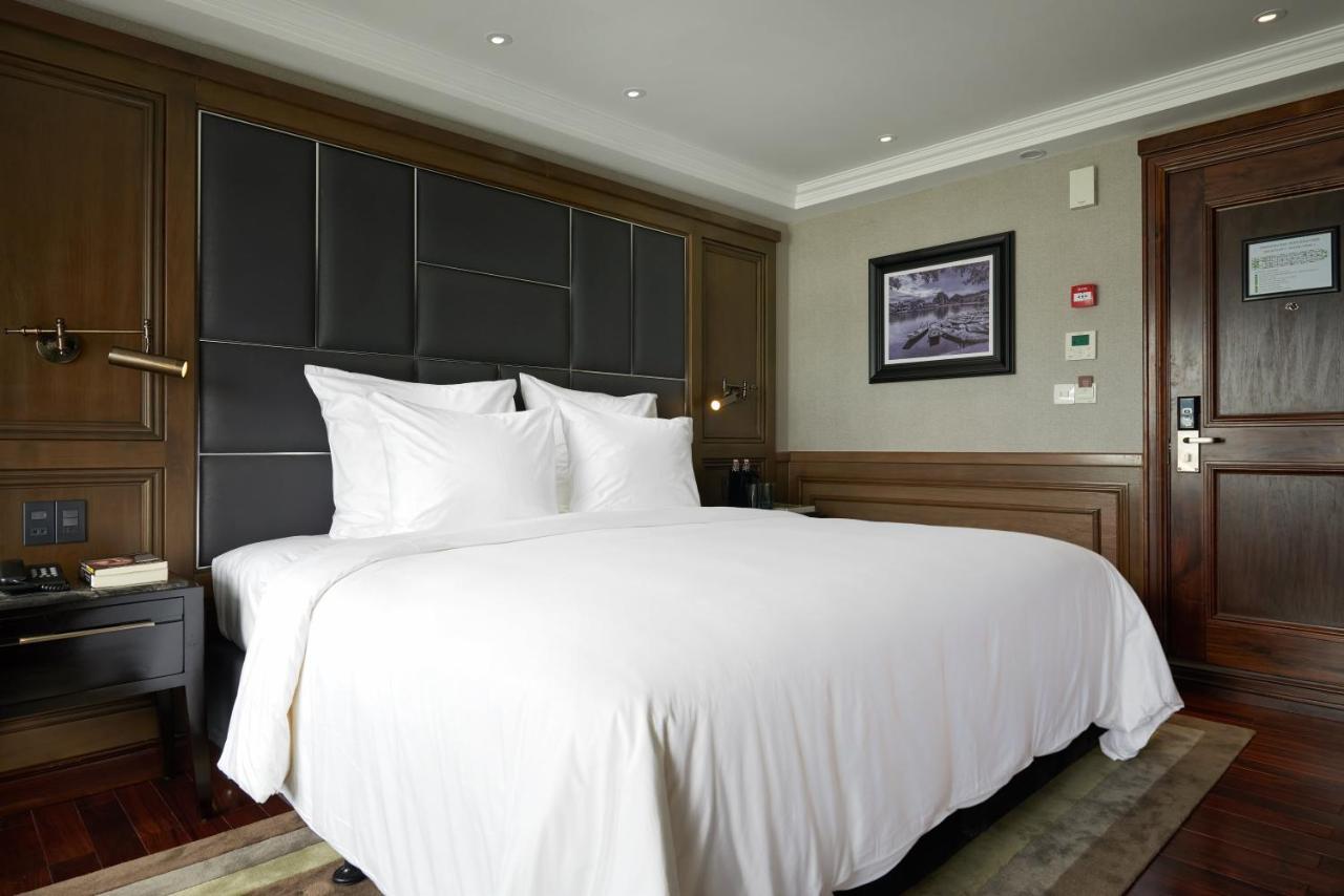 พาราไดซ์ แกรนด์ ครูซ - อ่าวลานฮา Hotel ฮาลอง ภายนอก รูปภาพ