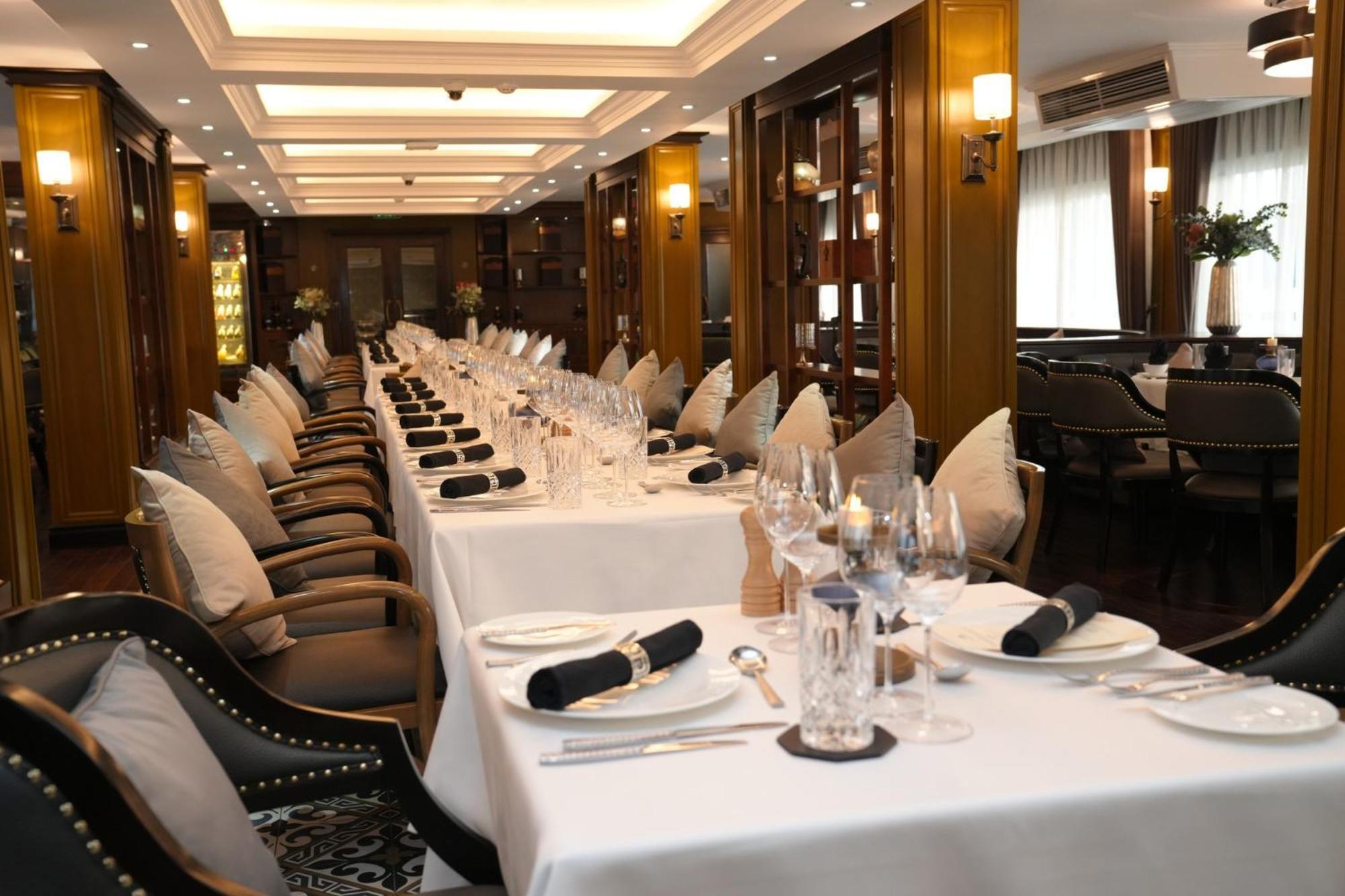 พาราไดซ์ แกรนด์ ครูซ - อ่าวลานฮา Hotel ฮาลอง ภายนอก รูปภาพ
