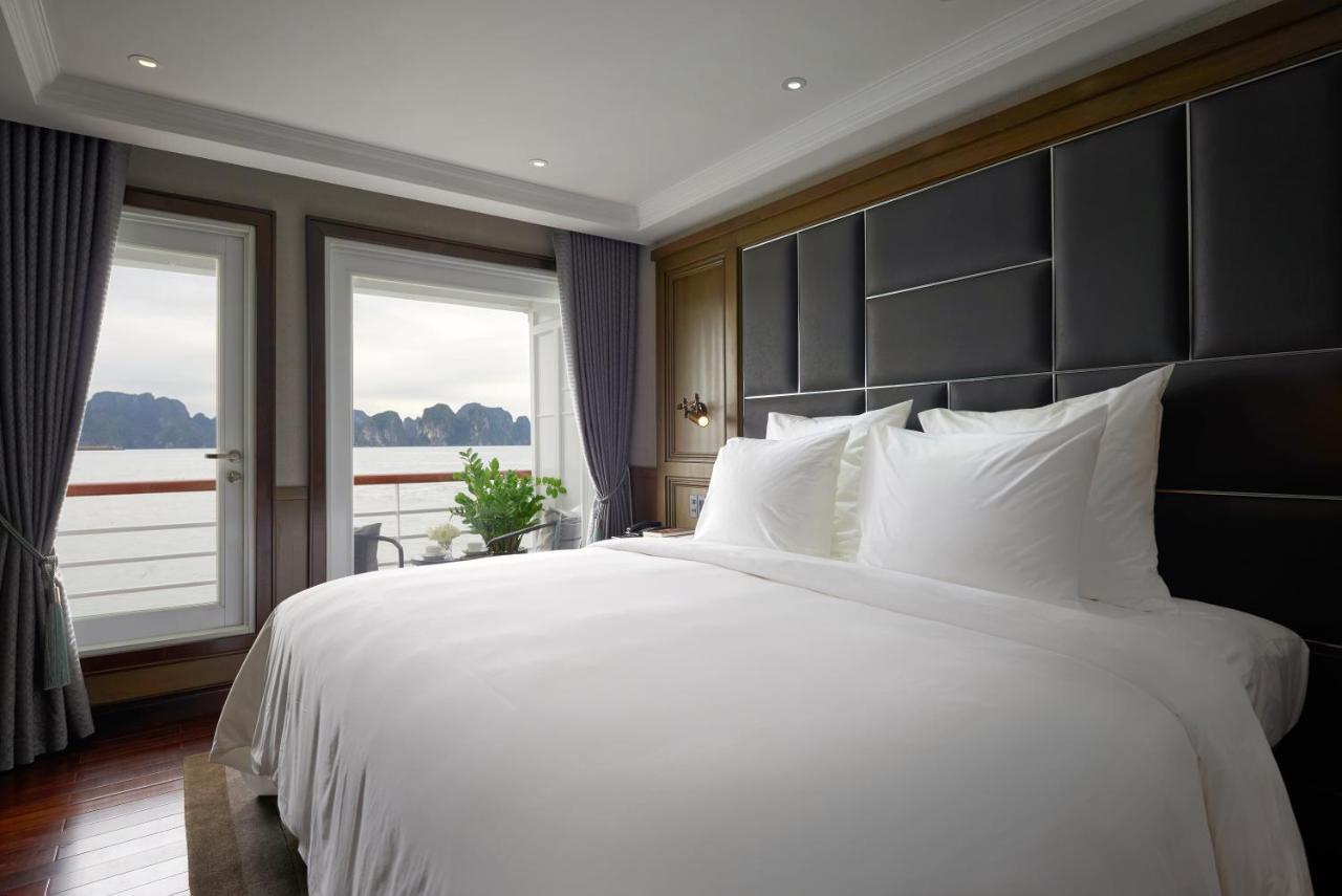 พาราไดซ์ แกรนด์ ครูซ - อ่าวลานฮา Hotel ฮาลอง ภายนอก รูปภาพ